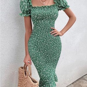 NWOT Shirred Bodycon Dress Size Large